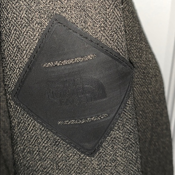 North face hoodie - Picture 2 of 4